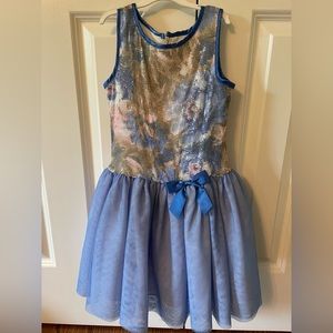 😇 💙Little Angels size 5 dress😇 excellent condition 💙